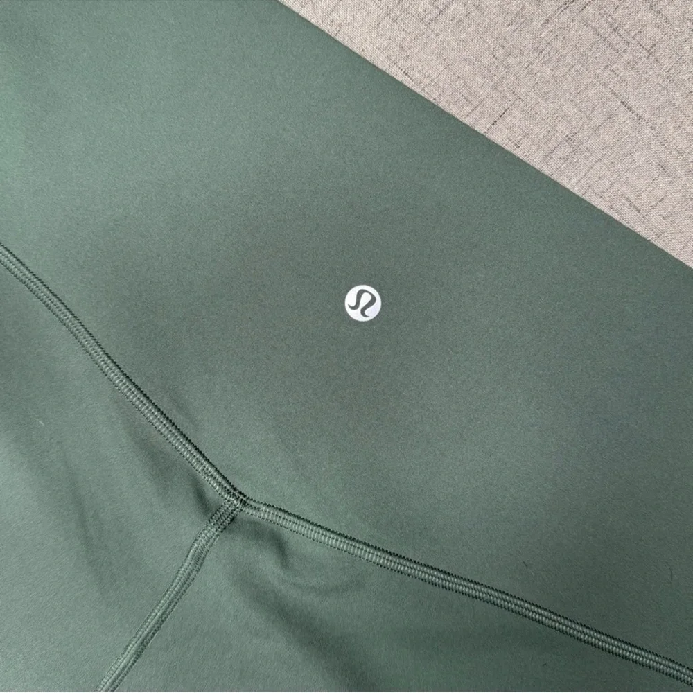 Lululemon Align Short High Rise Bike Shorts Dark Forest Green 12 NWT - Picture 6 of 8